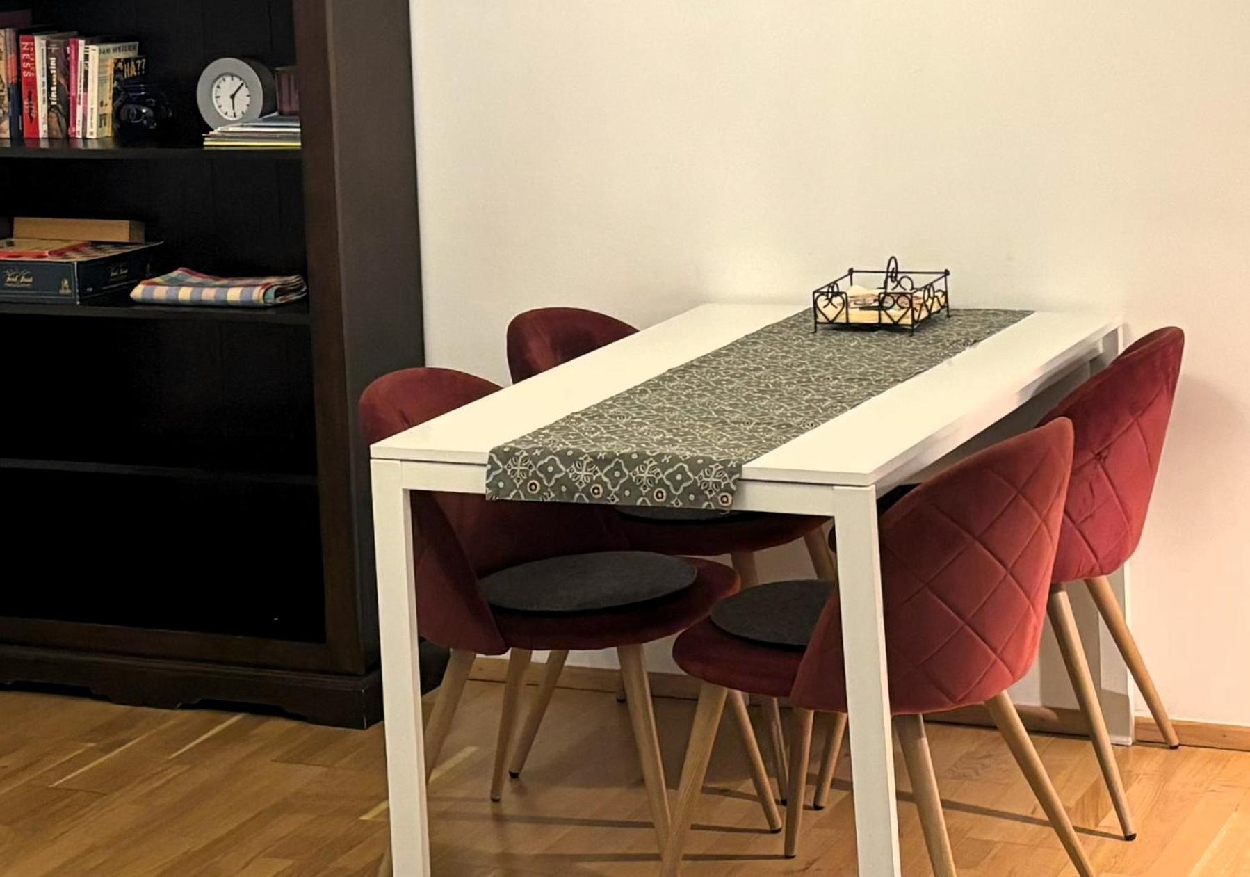 Casa Nostra - Ruhige Stadtwohnung Mit Balkon Wien Exteriör bild
