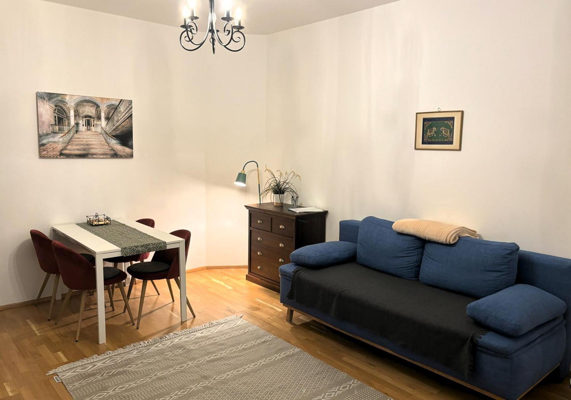 Casa Nostra - Ruhige Stadtwohnung Mit Balkon Wien Exteriör bild