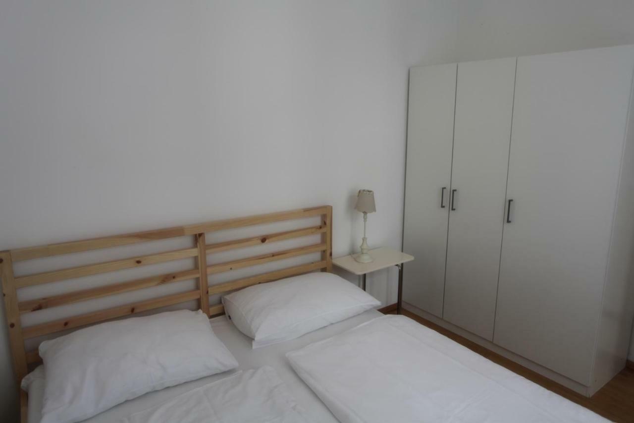 Casa Nostra - Ruhige Stadtwohnung Mit Balkon Wien Exteriör bild